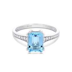 18ct White Gold Octagonal Blue Topaz & Diamond Ring front flat