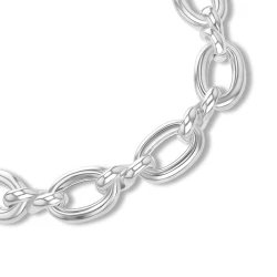 Silver Bold Link Bracelet Close Up