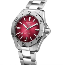 TAG Heuer Aquaracer Professional 200 Red 40mm Angled View