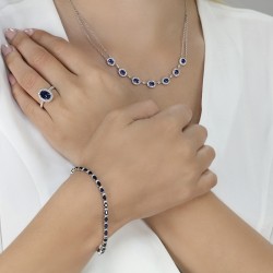 18ct White Gold Oval Cut Sapphire & Diamond Bracelet