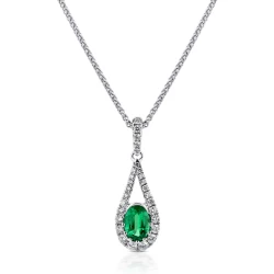 18ct White Gold 0.42ct Emerald & Diamond Necklace Close Up