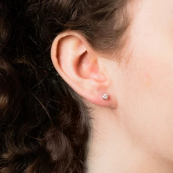 18ct White Gold 0.60ct Brilliant Cut Diamond Stud Earrings
