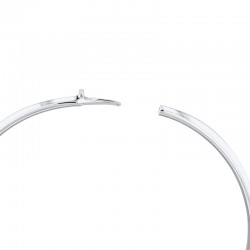 9ct White Gold Oval Central Wrap-Over Detail Bangle