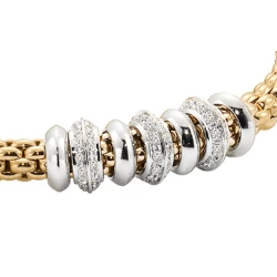 Fope 18ct Yellow Gold & Diamond Solo Collection Bracelet Detail