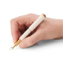Montblanc Heritage Rouge et Noir "Baby" Special Edition Ivory Fountain Pen in use