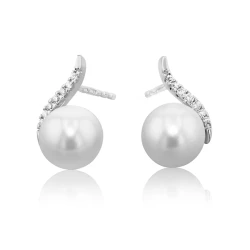9ct White Gold Freshwater Pearl & Diamond Stud Earrings