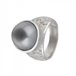 Dower & Hall Peacock Pearl Ring
