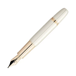 Montblanc Heritage Rouge et Noir "Baby" Special Edition Ivory Fountain Pen